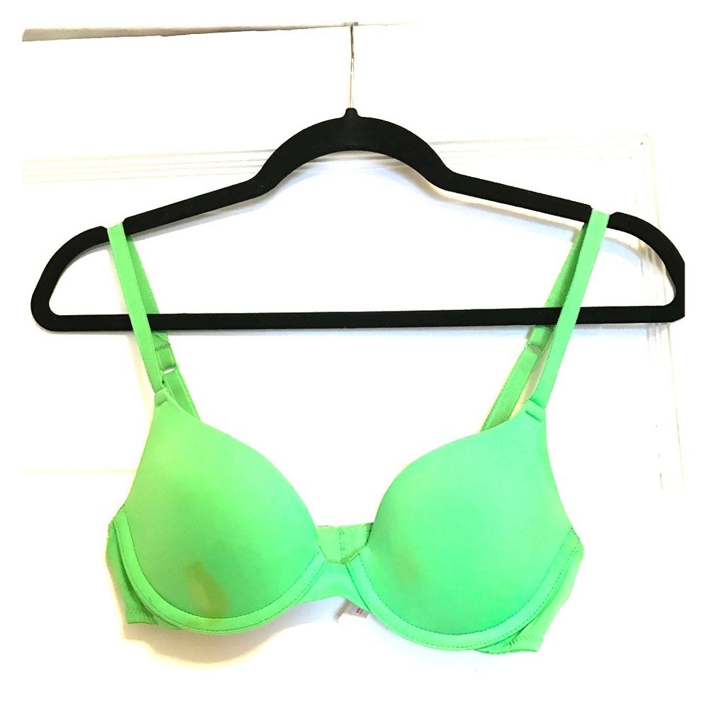 PINK 32B Push-Up Bra